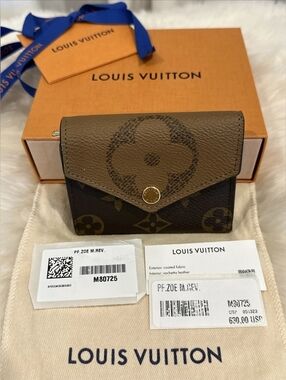 Louis Vuitton Giant Reverse Monogram Zoé Wallet
